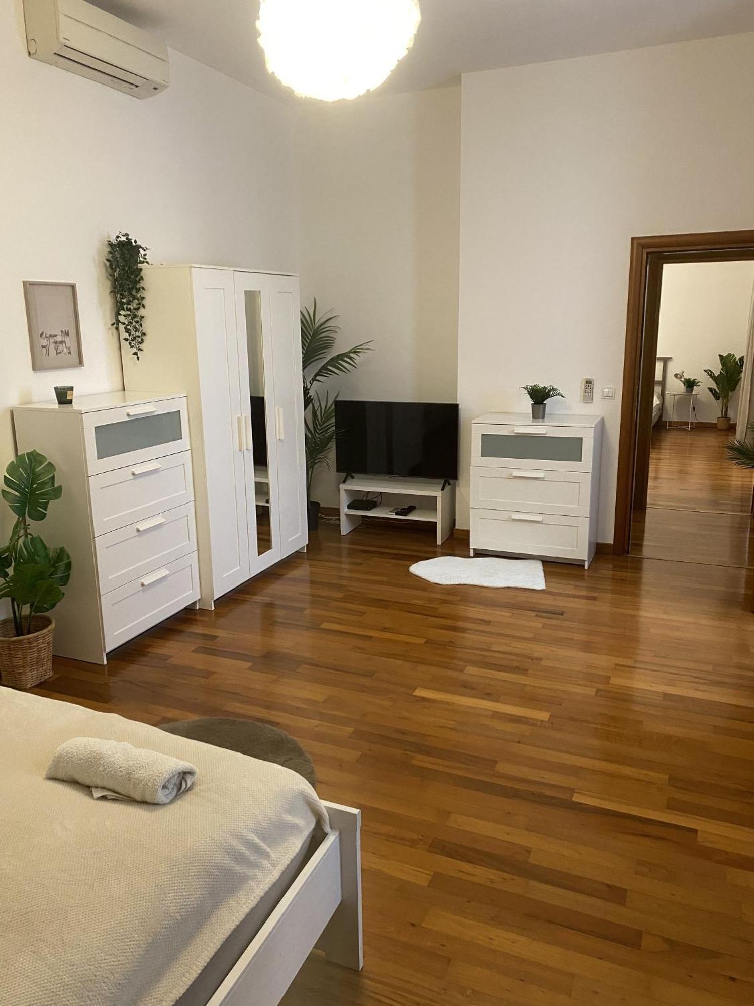 Vera - Old Town, Ac, Balcony Apartmán Bratislava